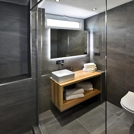 Hotel apartamentowy Tri Sestry Jasna *