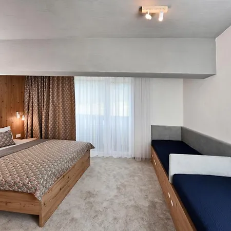 Hotel apartamentowy Tri Sestry Jasna *