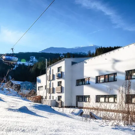 Tri Sestry Jasna Hotel apartamentowy Dolina Demianowska