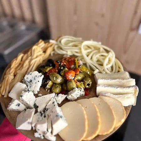 Tri Sestry Jasná