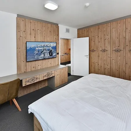 Tri Sestry Jasna Hotel apartamentowy Dolina Demianowska